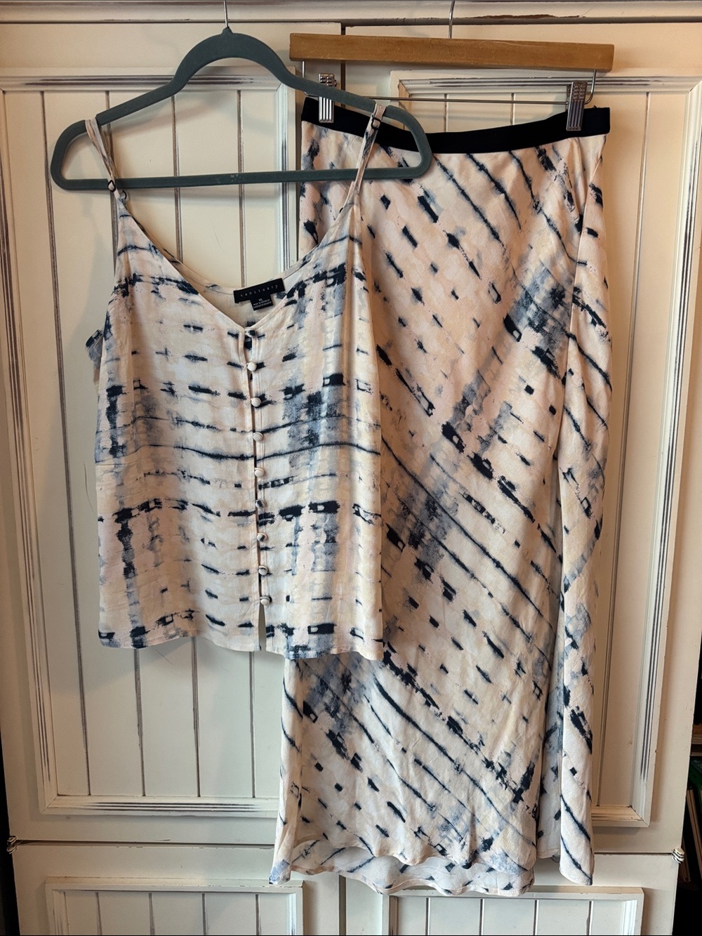 Sanctuary Cream Top with Navy Brushstroke Print